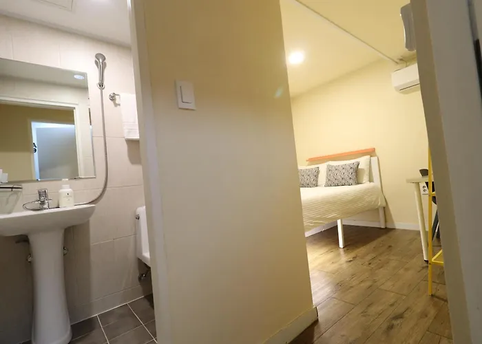 Hostel Just4u Seoul