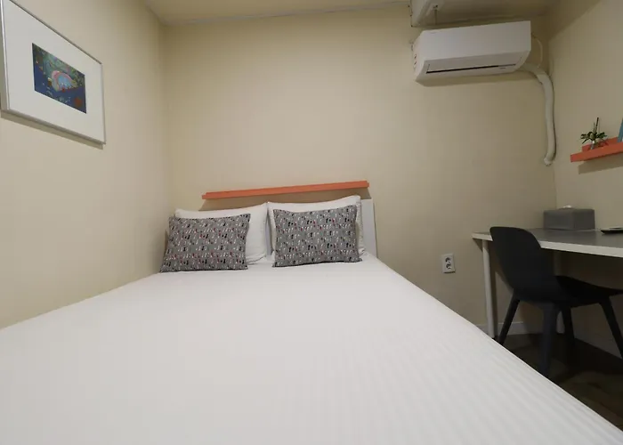 Hostel Just4u *