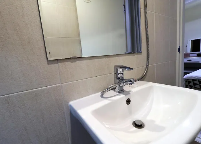 Hostel Just4u Seoul