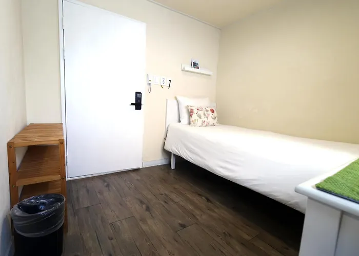 Hostel Just4u